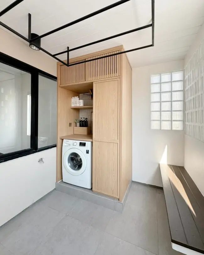 Custom Wood Laundry with Minimalist Design