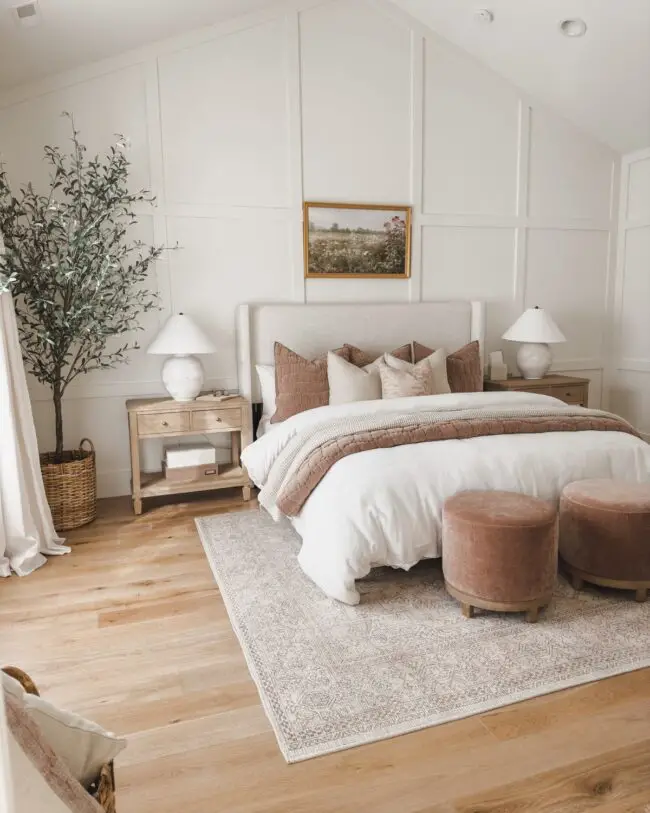 Best Shades of White for an Inviting Bedroom