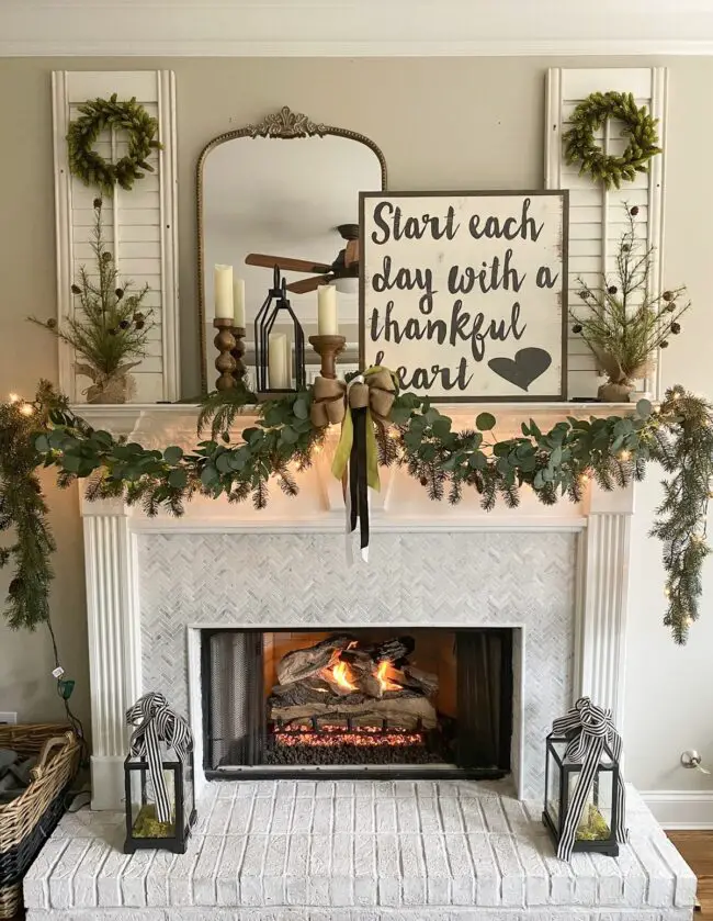 A Grateful Heart Mantel Display