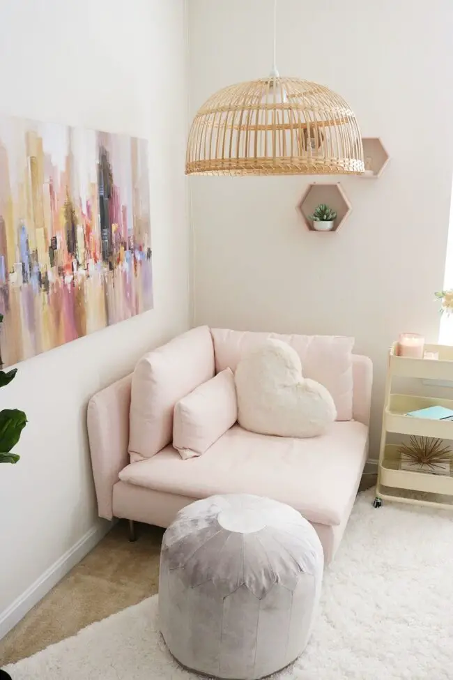 Creative Comfort in Soft Blush Hues