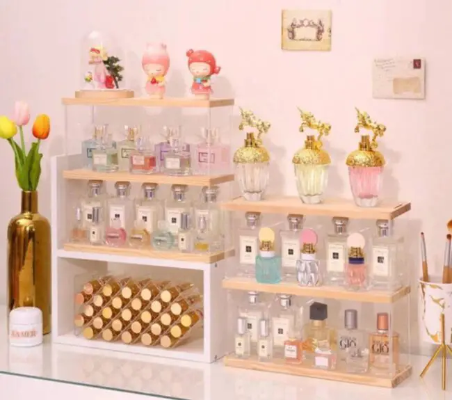 Making Your Perfume Display More Engaging