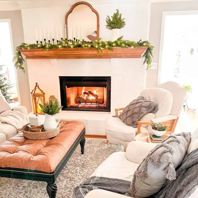 Inviting Winter Decor for a Cozy Living Room