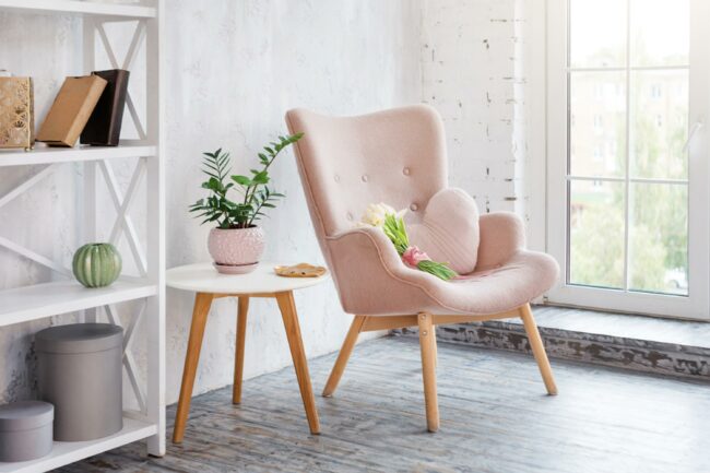 What Suitable Colors Pair Well with Pink Chair Styles for a Balanced Look?