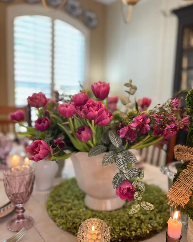 Rustic Tulip Centerpiece with Bold Appeal