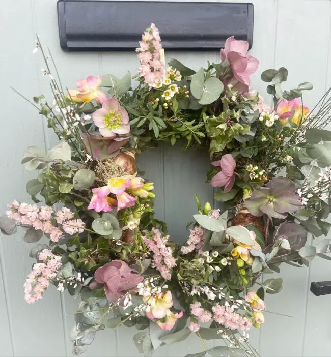 Charming Floral Wreath in Pink and Green