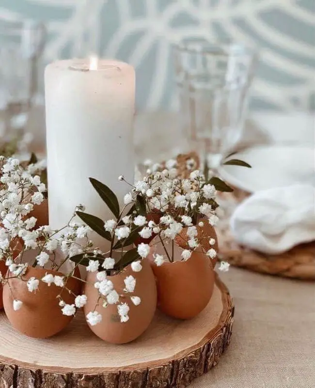 Egg and Baby's Breath Centerpiece Charm