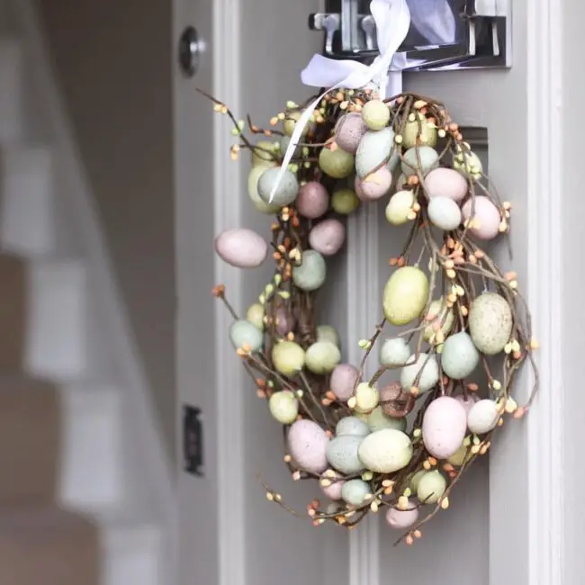 Chic Pastel Egg Wreath Design