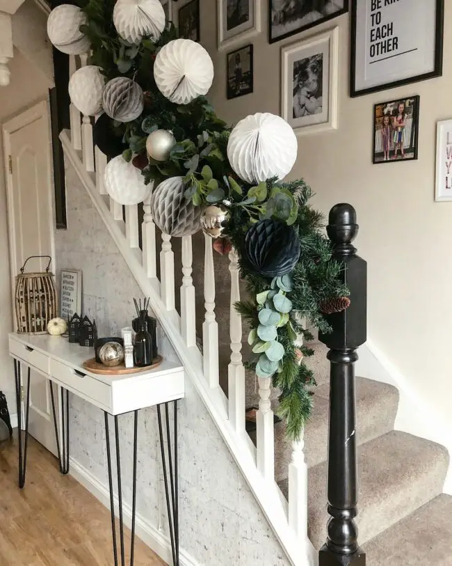 Warm and Festive Holiday Decor