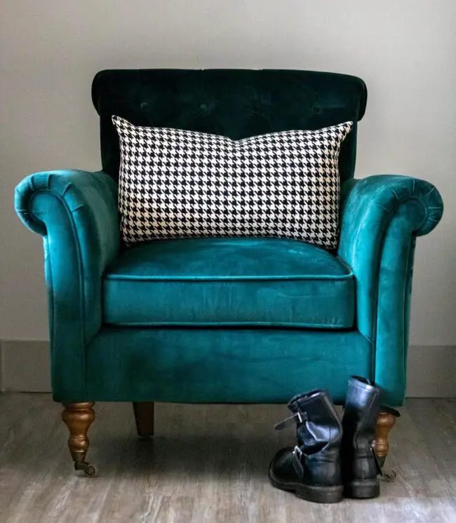 Teal Velvet Timeless Elegance