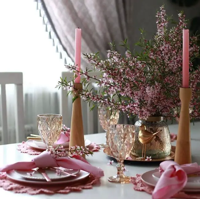 Charming Pink Floral Design with Romantic Touches