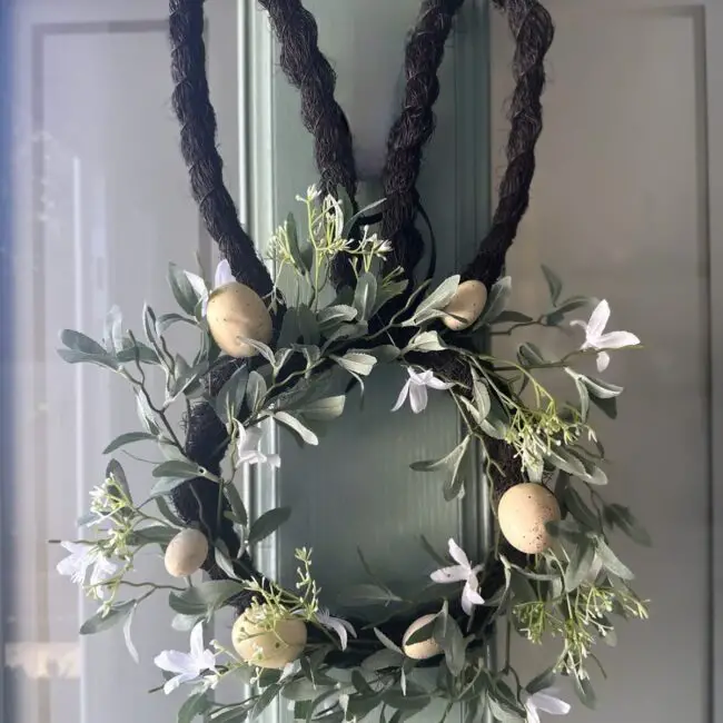 Charming Bunny-Themed Floral Wreath Design