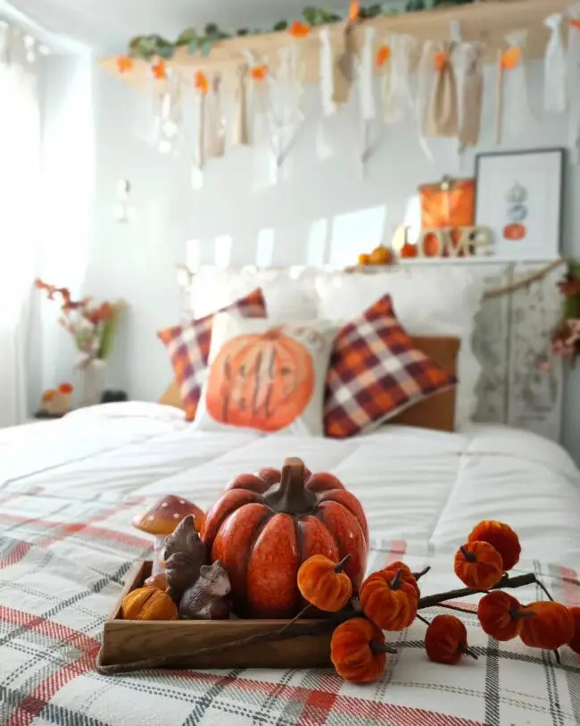 Festive Pumpkin-Inspired Bedroom