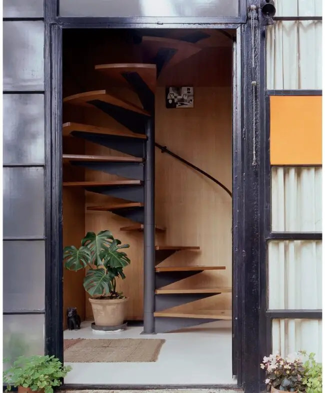 Types of Small Staircases: Which One Works Best for Your Home?